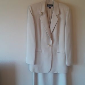 2 piece suit by Casual Corner Annex Essentials